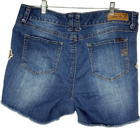 Seven7 Denim Embroidered Cutoff Style Shorts - Picture 8 of 8